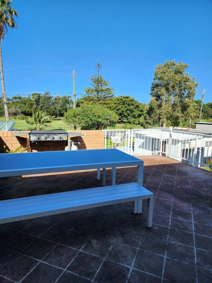 Surfrider Caravan Park Hotel Shellharbour Exterior photo